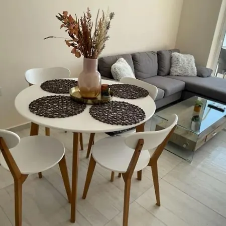 Apartment Modern Beachfront Mamizona *