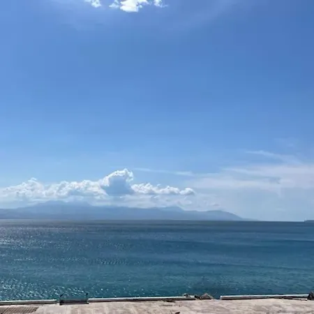 Modern Beachfront Mamizona