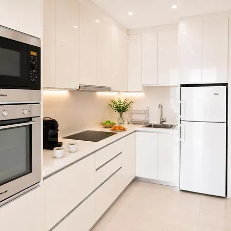 Modern Beachfront Mamizona דירה *